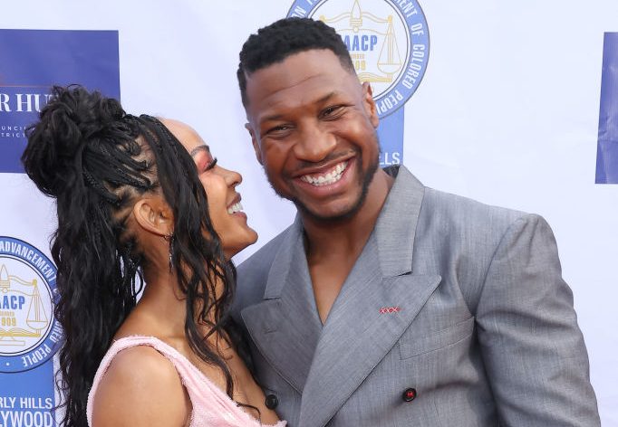 Kang & Queen: Jonathan Majors & Girlfriend Meagan Good Attend 1st Red Carpet Together Since His Sentencing​