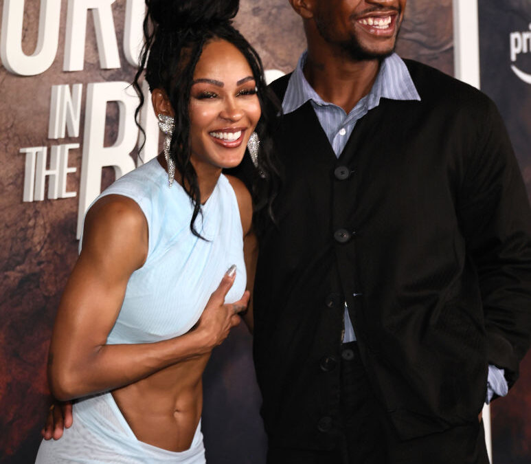 Jonathan Majors Joins Meagan Good At NY Premiere Of ‘Divorce In The Black’​