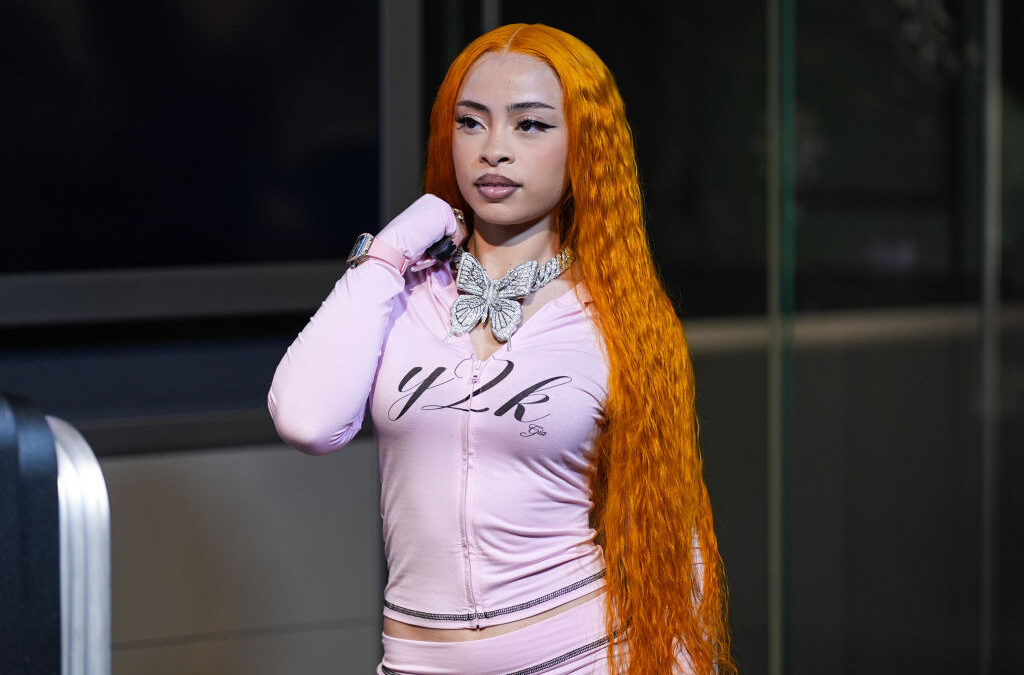 Ice Spice Insists She & Nicki Minaj Are ‘Good’ After Calling Her ‘Delusional’ In Leaked Texts, Says She Has ‘No Issue’ With Latto​