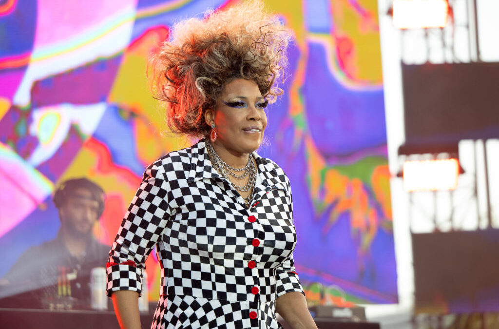 No Grey Area: Macy Gray Says She Finds Healing In Weed, ‘A Couple Shots’ And Cocaine​