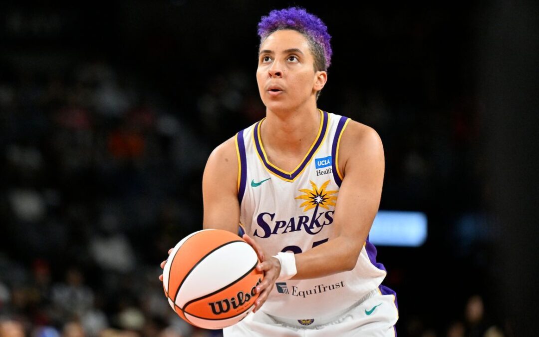 Clarendon, openly nonbinary WNBA pioneer, retires​