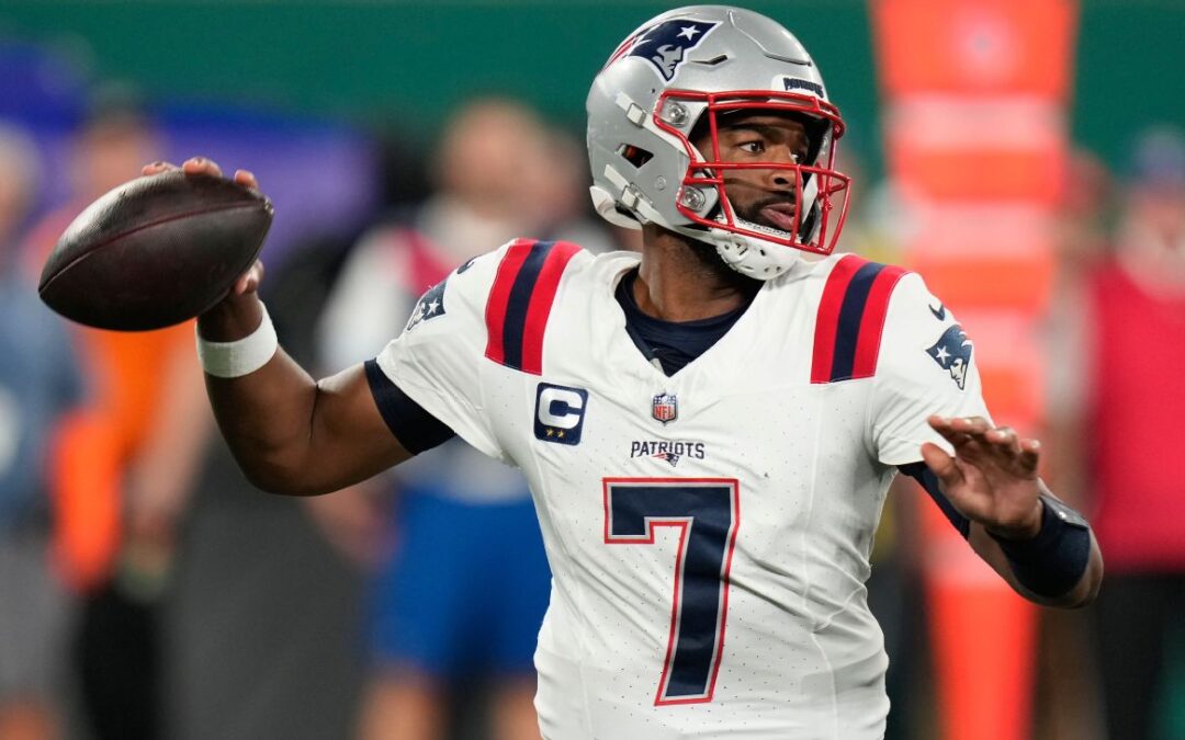 Patriots QB Brissett to remain starter, says Mayo​