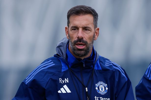 ‘I would have walked’ – Ruud van Nistelrooy told he should have left Man Utd with Erik ten Hag​