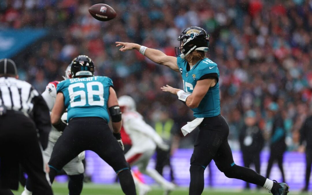 Jaguars’ Trevor Lawrence finds rookie Brian Thomas Jr. for TD​