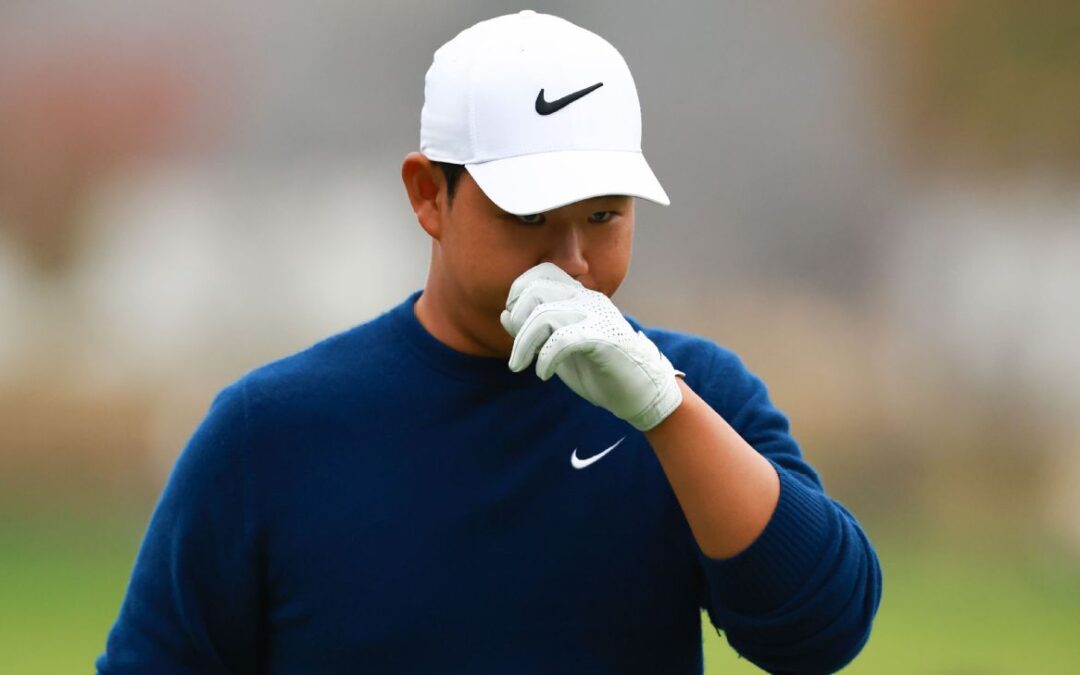 Golfer Kim apologizes for damaging locker door​