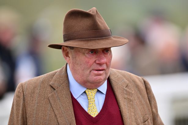 Nicky Henderson baffled by “crazy” Jeriko Du Reponet as favourite flops at Sandown​