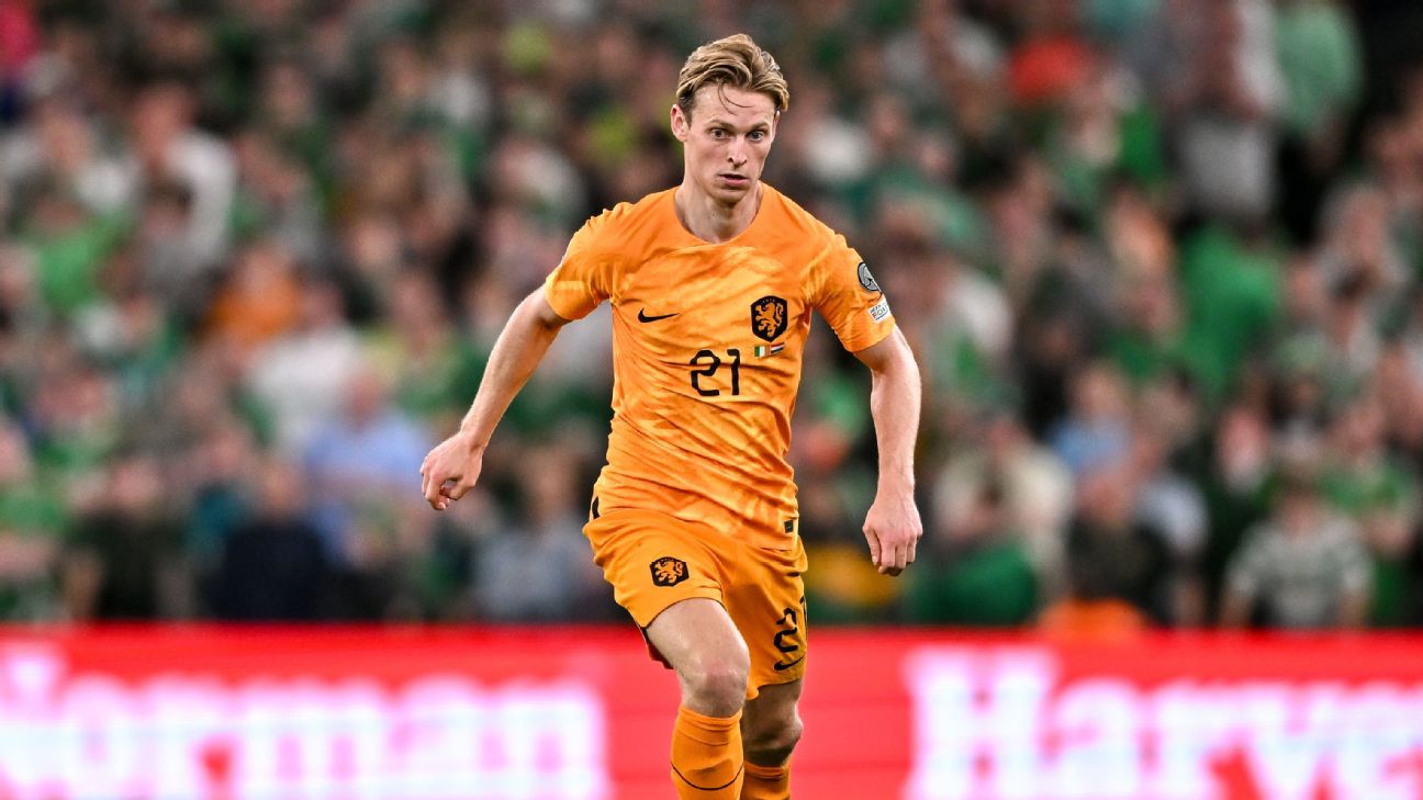 De Jong in Netherlands squad after 14 months​​