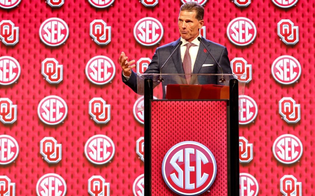 OU president, AD back Venables amid struggles​