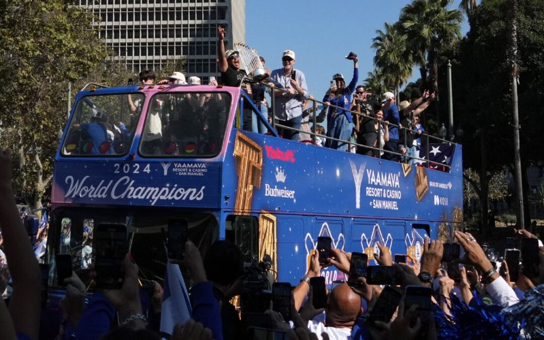 Buehler dons Hershiser’s ’88 jersey as L.A. parties​