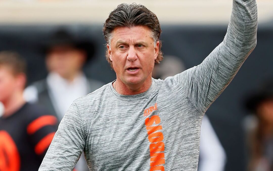 Gundy sorry for ripping critical Oklahoma St. fans​