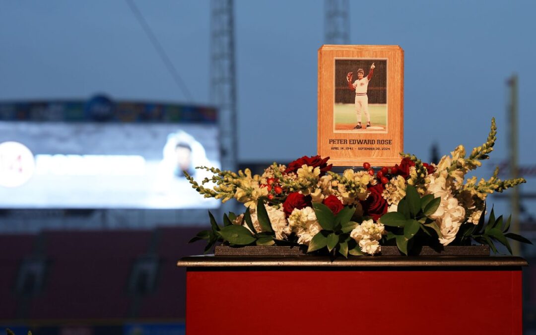 Reds honor Rose with stadium visitation for fans​