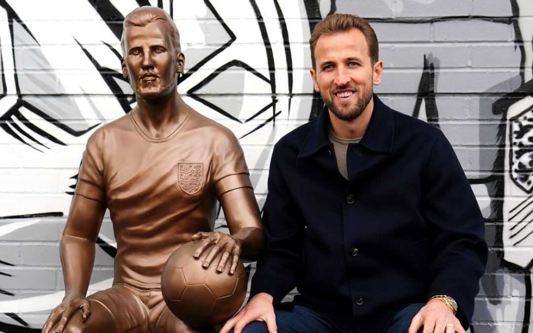 Kane reveals 2030 WC dream at statue unveiling​​