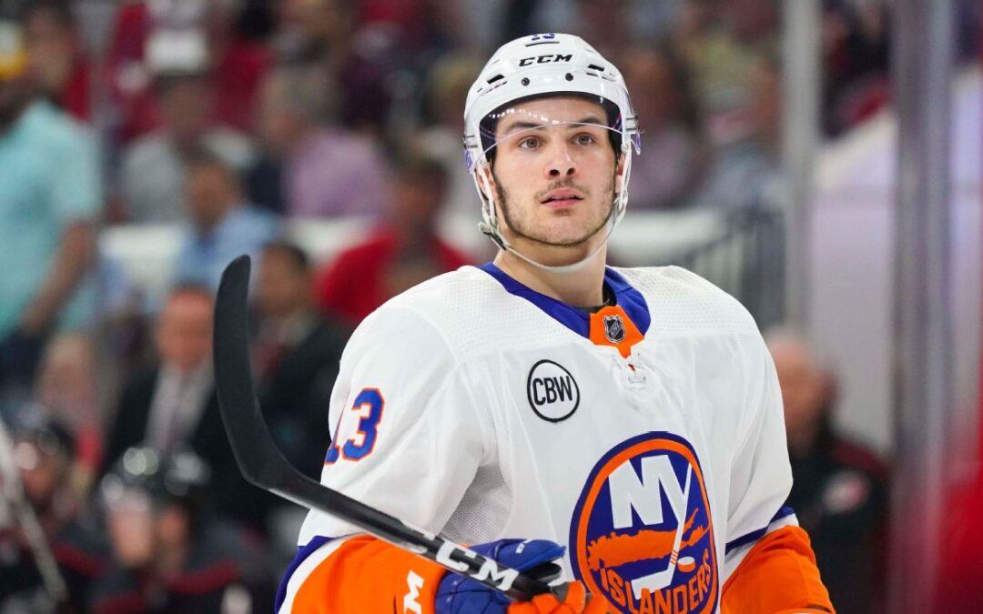 Isles place Barzal on long-term IR, Pelech on IR​