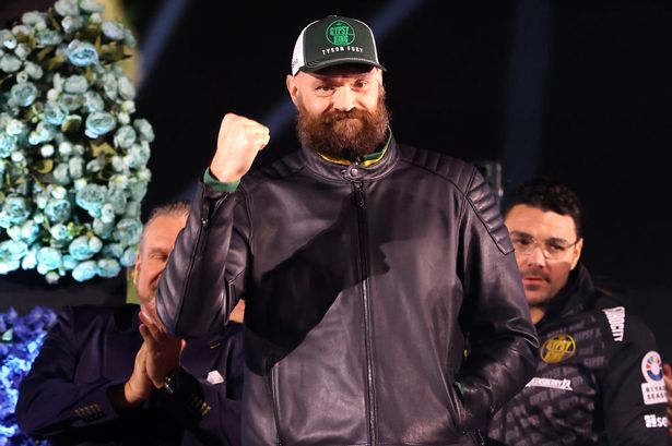 Tyson Fury weighs in at his heaviest EVER for Oleksandr Usyk rematch​